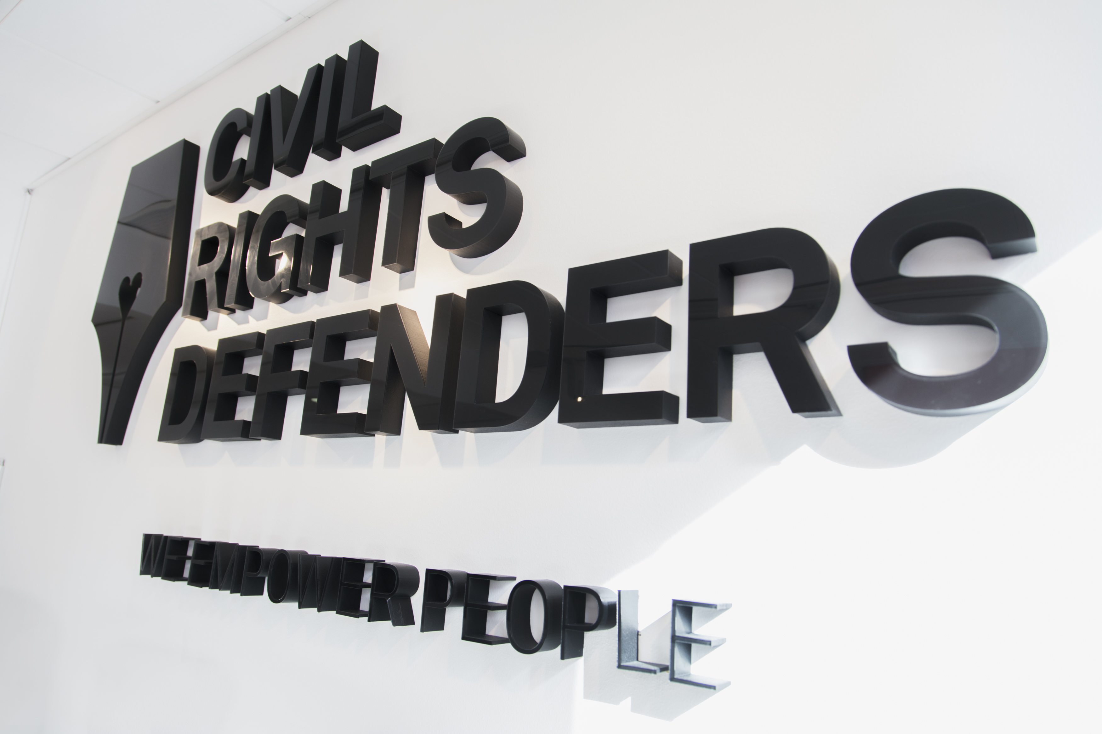 Civil Rights Defenders polisanmäler nazister för hets mot folkgrupp ...