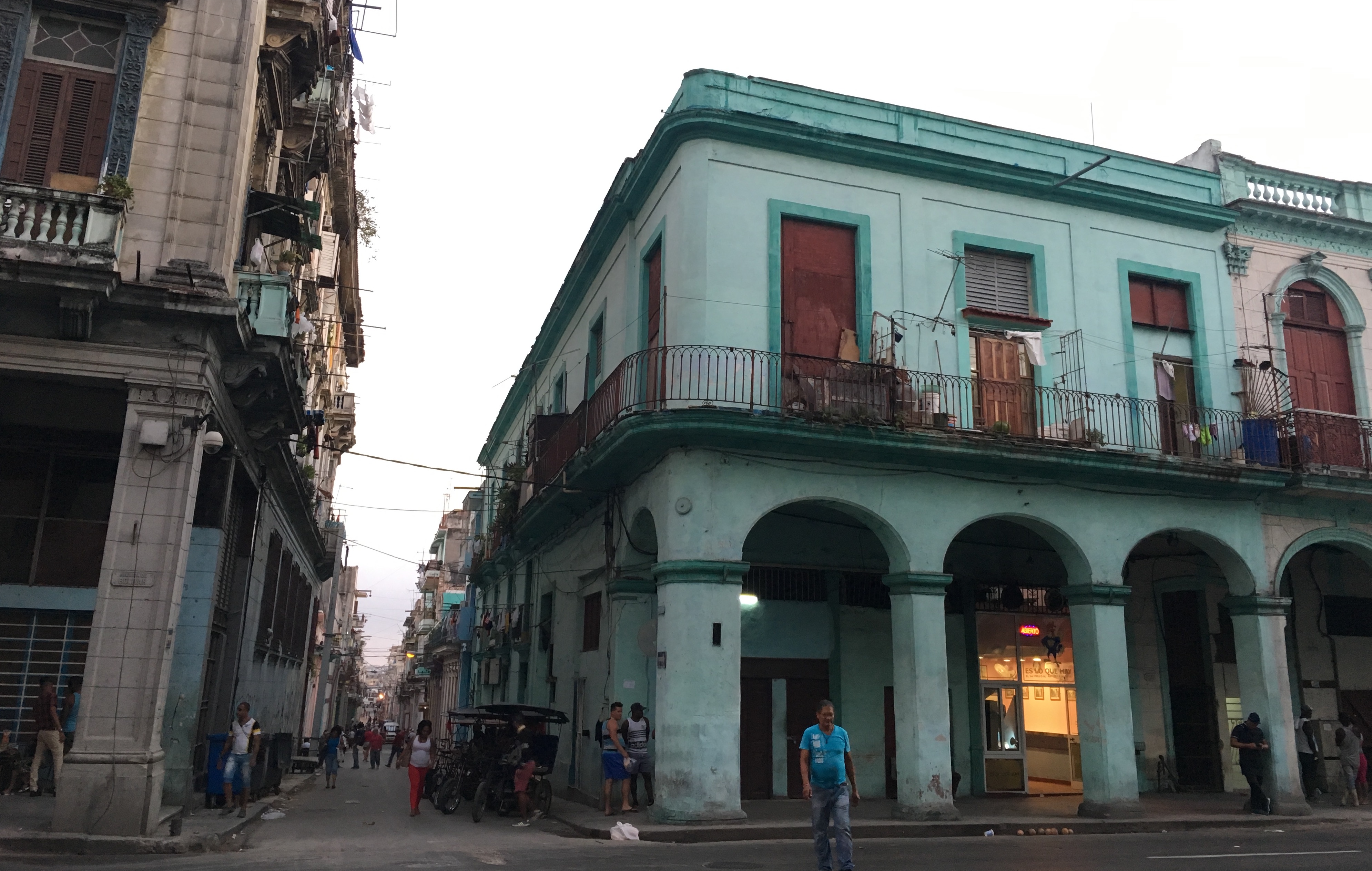 Cuban street