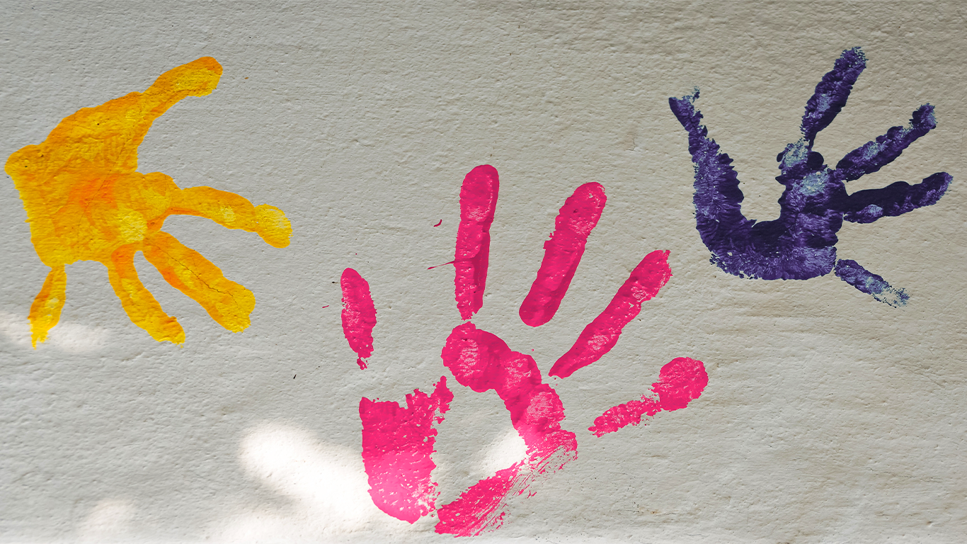 Kids fingerprints in color