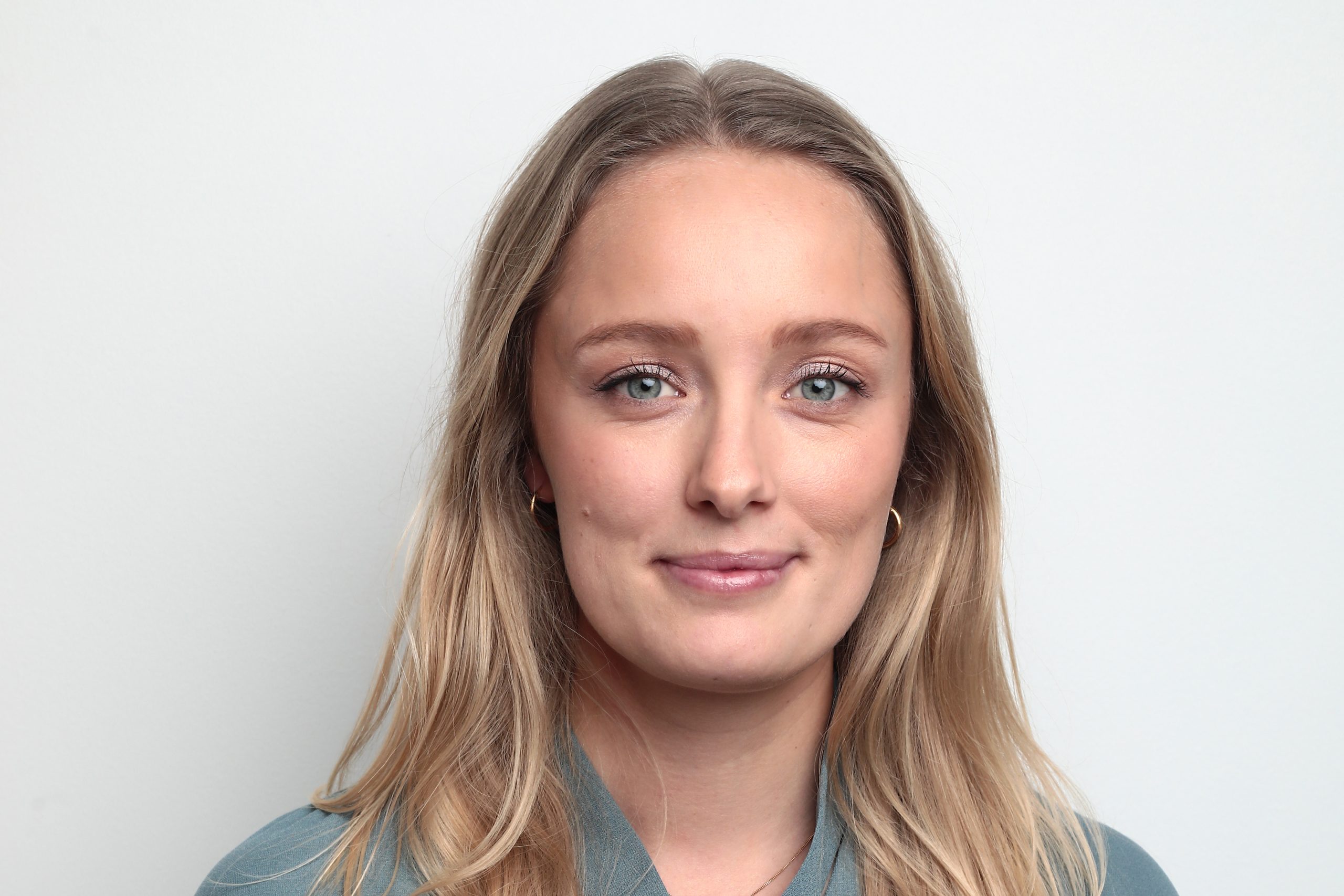 Porträtt på Josefine Frisk, jurist på Lawly.
